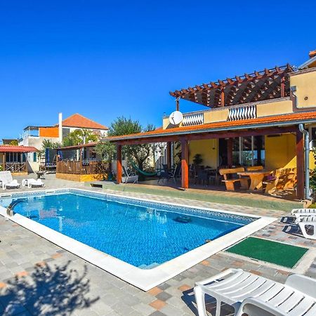 Apartments Flora Pakoštane Zewnętrze zdjęcie